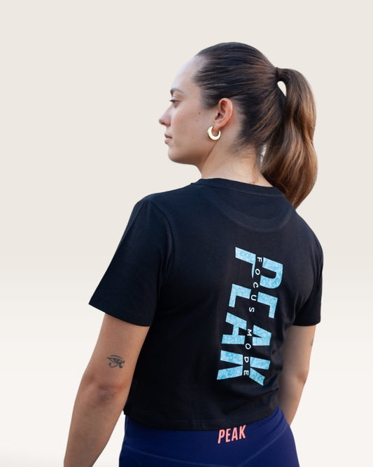Camiseta Crop Logan Negro